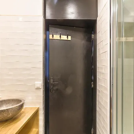 New Loft In The Heart Of - An Ecoloflat Apartment Paris