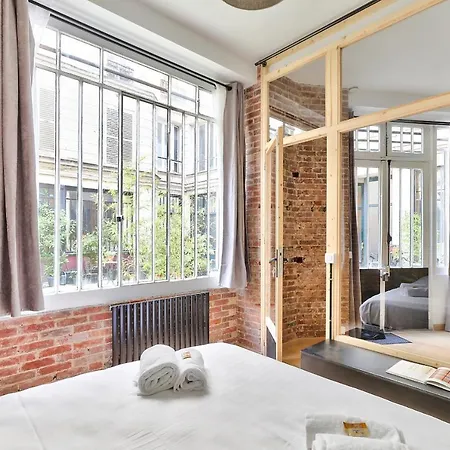 New Loft In The Heart Of - An Ecoloflat Apartment *