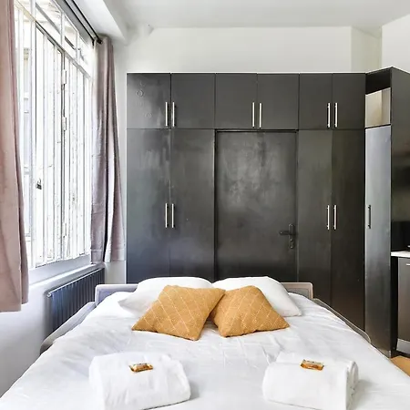 New Loft In The Heart Of - An Ecoloflat Apartment